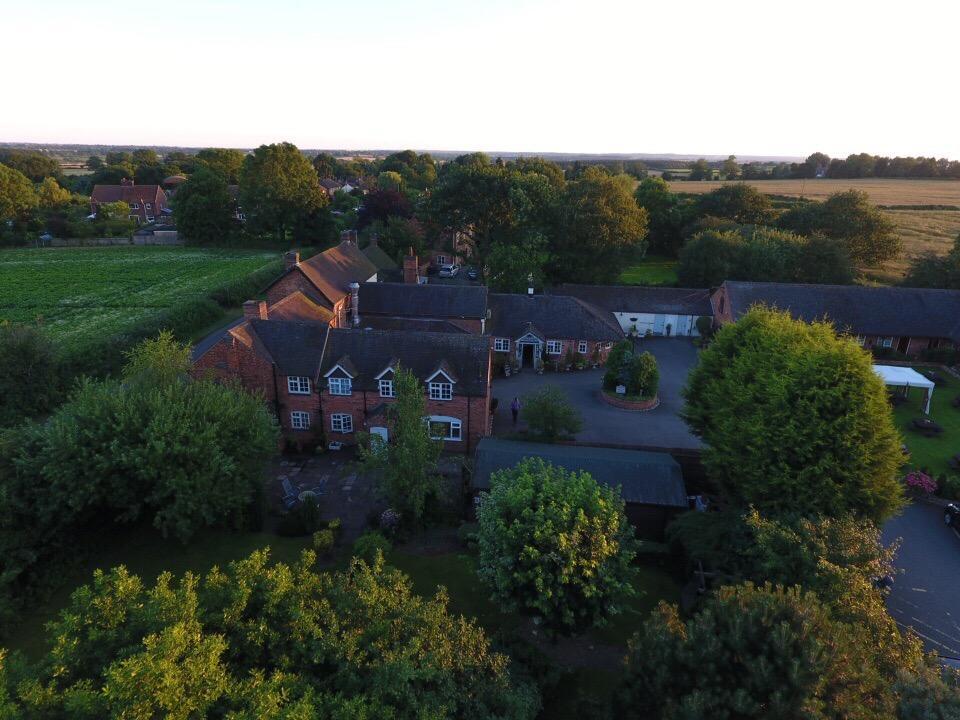 The Royal Arms Hotel Sutton Cheney Extérieur photo