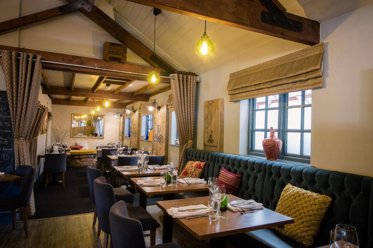 The Royal Arms Hotel Sutton Cheney Extérieur photo