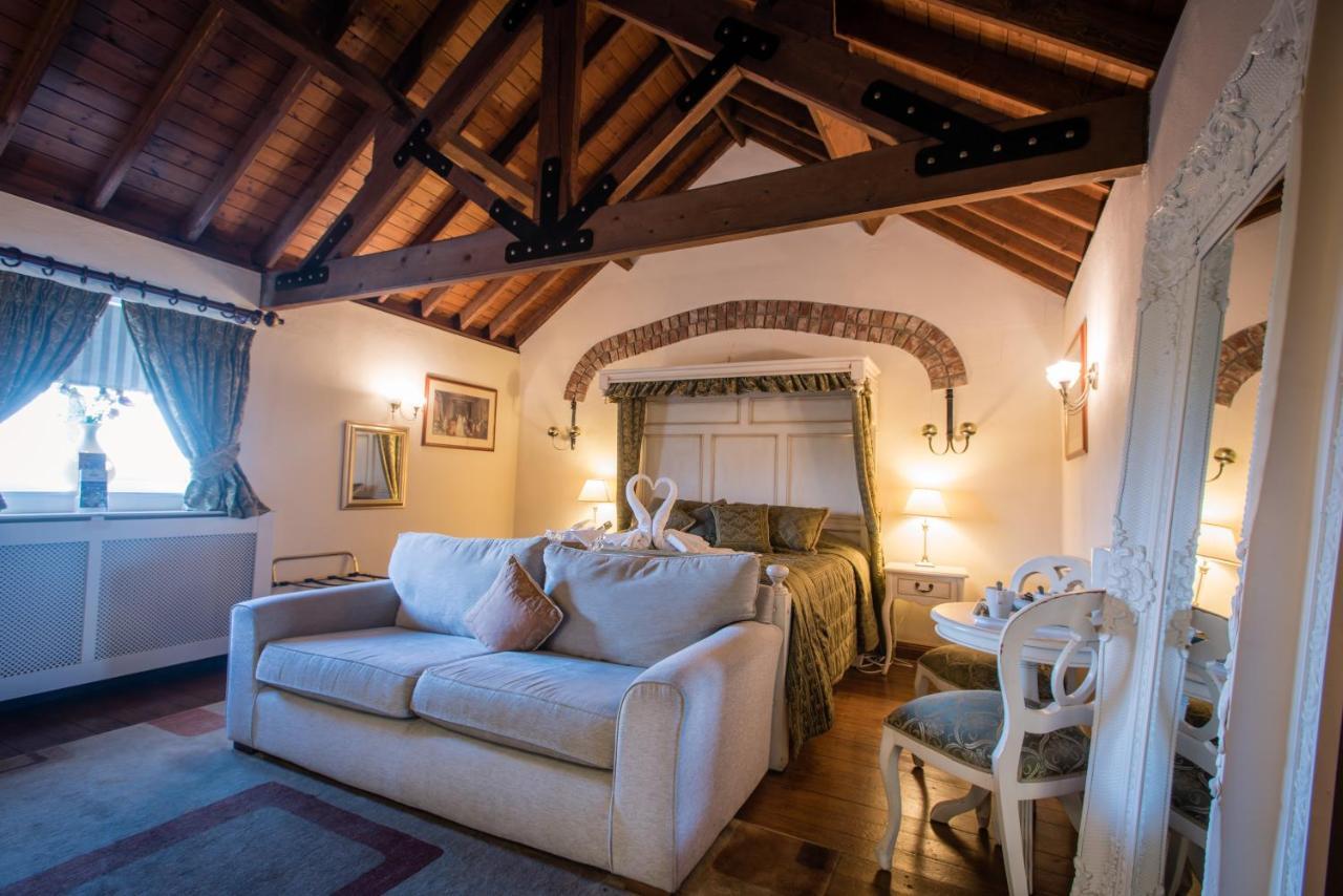 The Royal Arms Hotel Sutton Cheney Extérieur photo