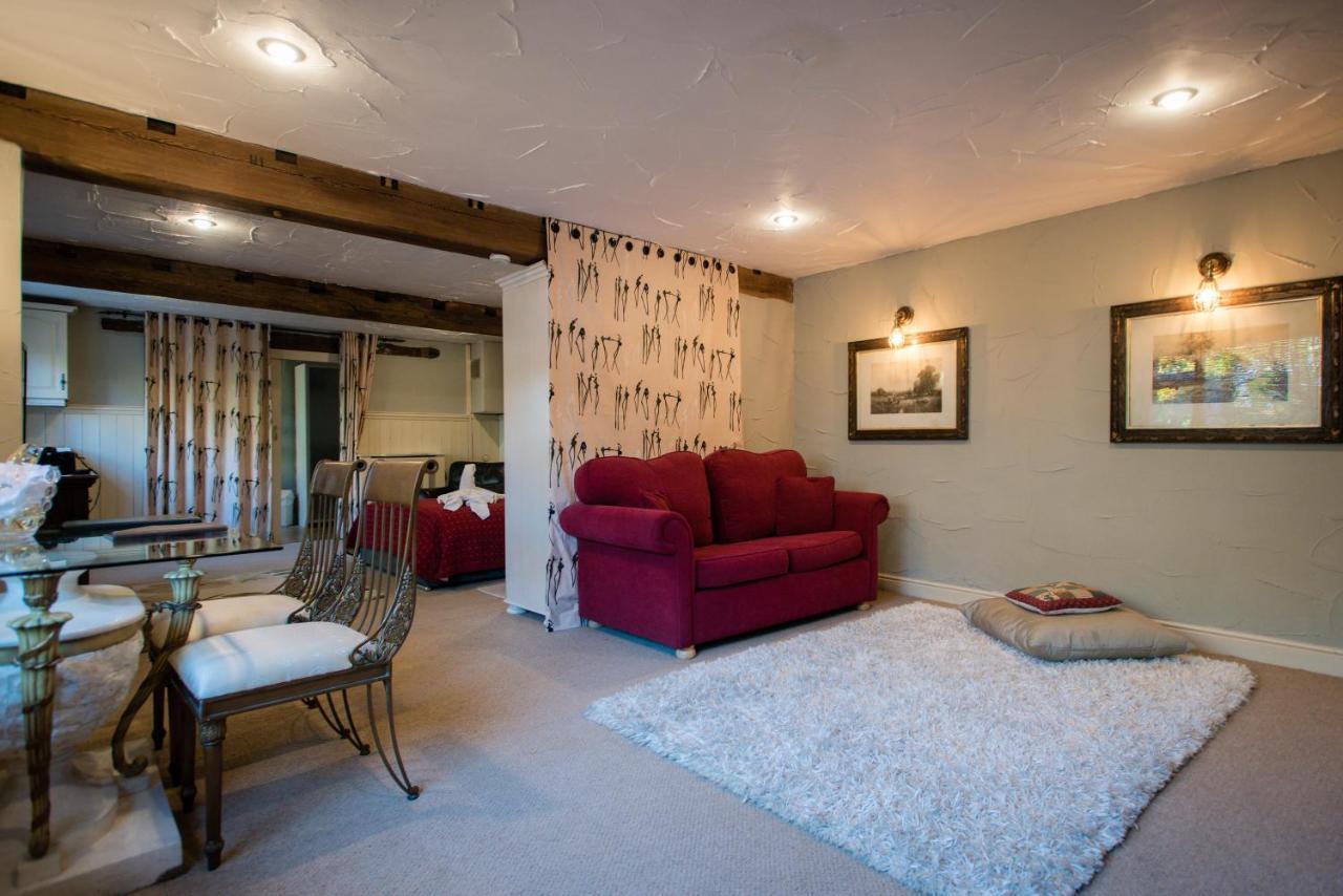 The Royal Arms Hotel Sutton Cheney Extérieur photo